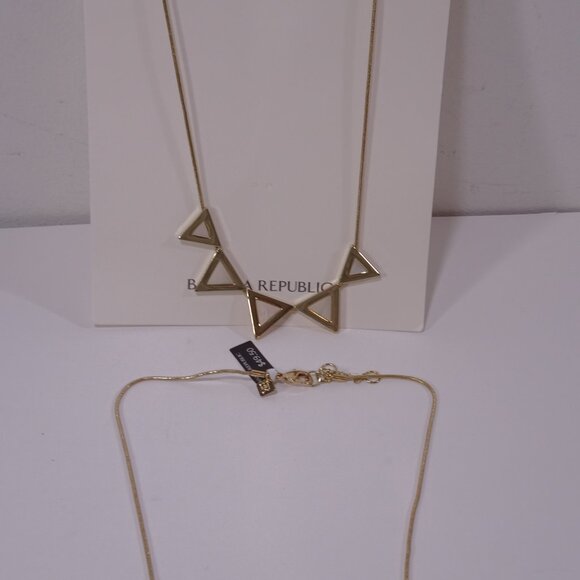 NWT Banana Republic Personal Edge Necklace and Earrings SET OF 2 PIECES NWT 100 - Picture 2 of 8